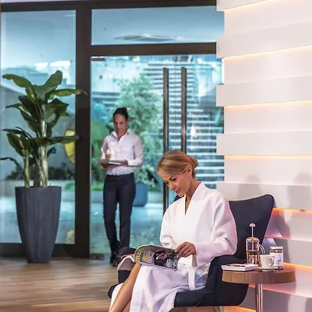 Amara Sealight Elite מלון